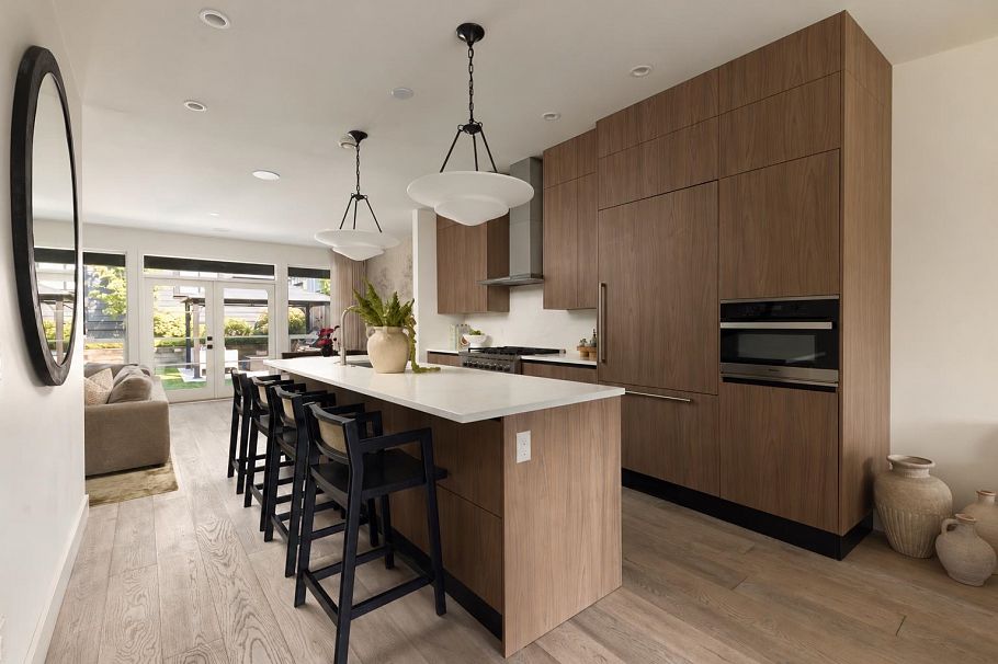 238 E 19th Street North Vancouver, BC - 7