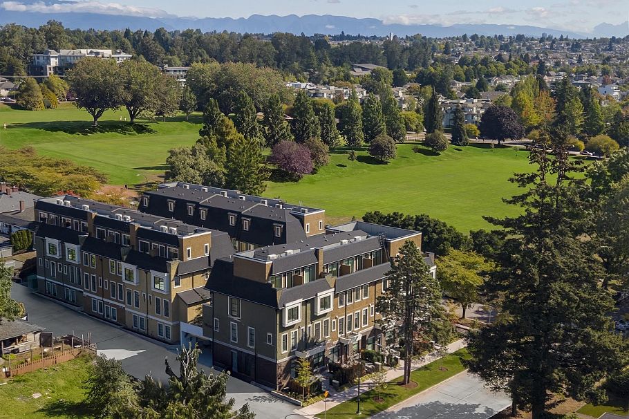 109 7793 Yukon Street Vancouver, BC - 3