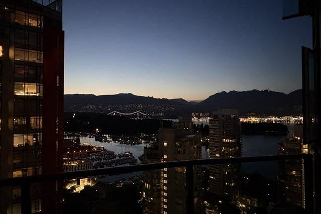 3301 1189 Melville Street Vancouver, BC - 27