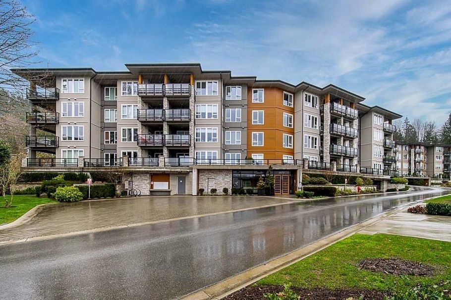 102 3873 Cates Landing Way North Vancouver, BC - 1