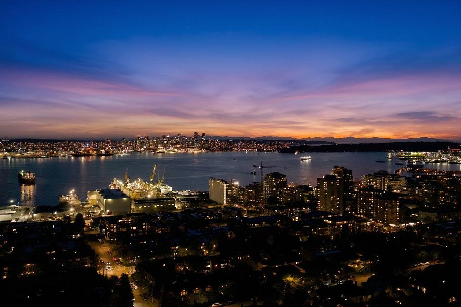 248 E 6th Street North Vancouver, BC - 1