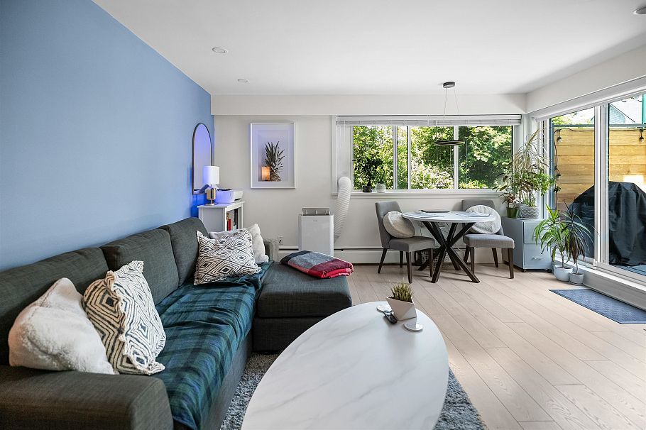 2121 W 6th Avenue Vancouver, BC - 3