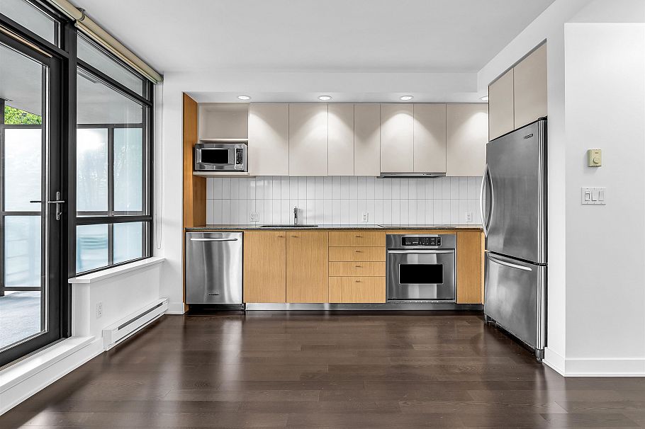 214 750 W 12th Avenue Vancouver, BC - 24