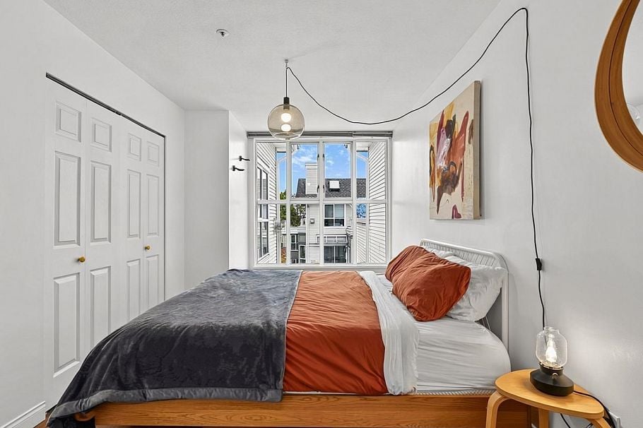 417 3480 Main Street Vancouver, BC - 17