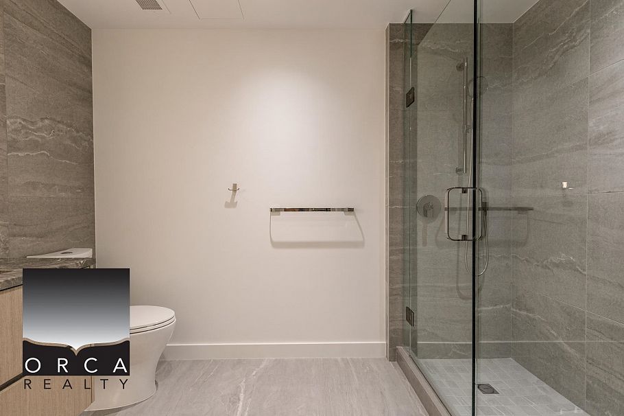 306 777 HARBOUR WAY, North Vancouver BC V7P 0G2 North Vancouver, BC - 8