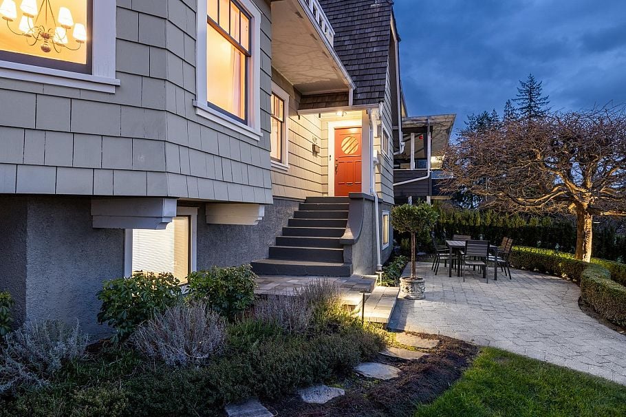 402 Brand Street North Vancouver, BC - 5