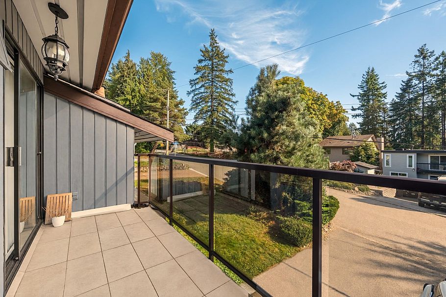 580 W 29th Street North Vancouver, BC - 22