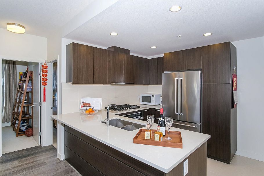 503 3462 Ross Drive Vancouver, BC - 9