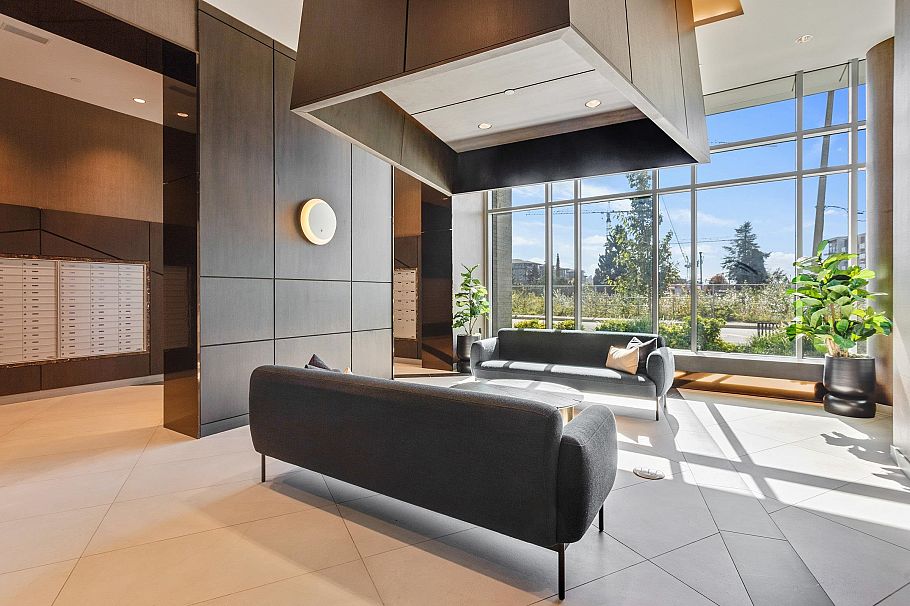 706 1500 Fern Street North Vancouver, BC - 23