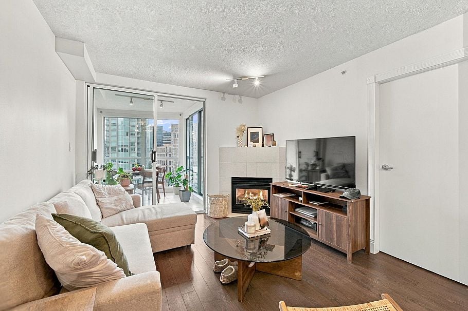 1803 939 Homer Street Vancouver, BC - 3