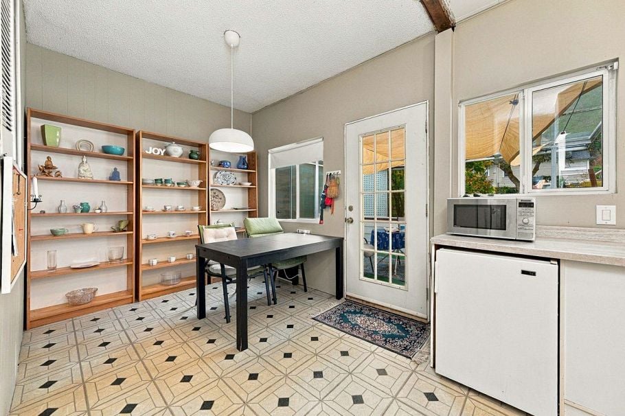 4153 John Street Vancouver, BC - 8