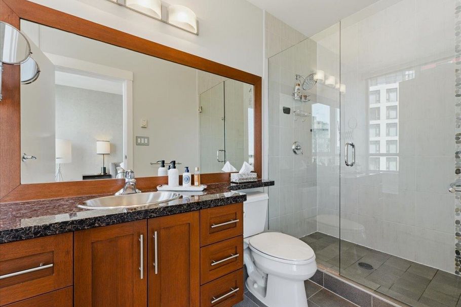 3301 1189 Melville Street Vancouver, BC - 22