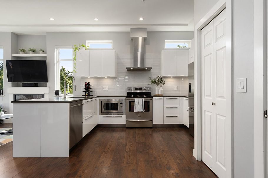1382 E 17th Avenue Vancouver, BC - 23