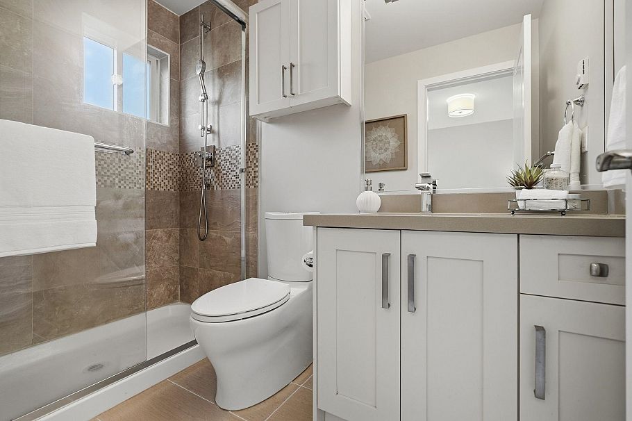 248 E 6th Street North Vancouver, BC - 27