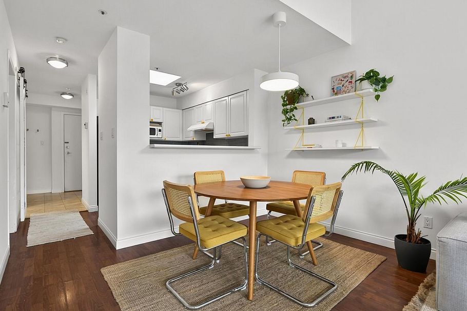 417 3480 Main Street Vancouver, BC - 9
