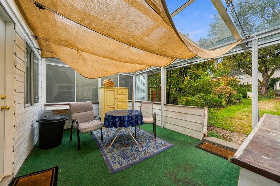 4153 John Street Vancouver, BC - 26