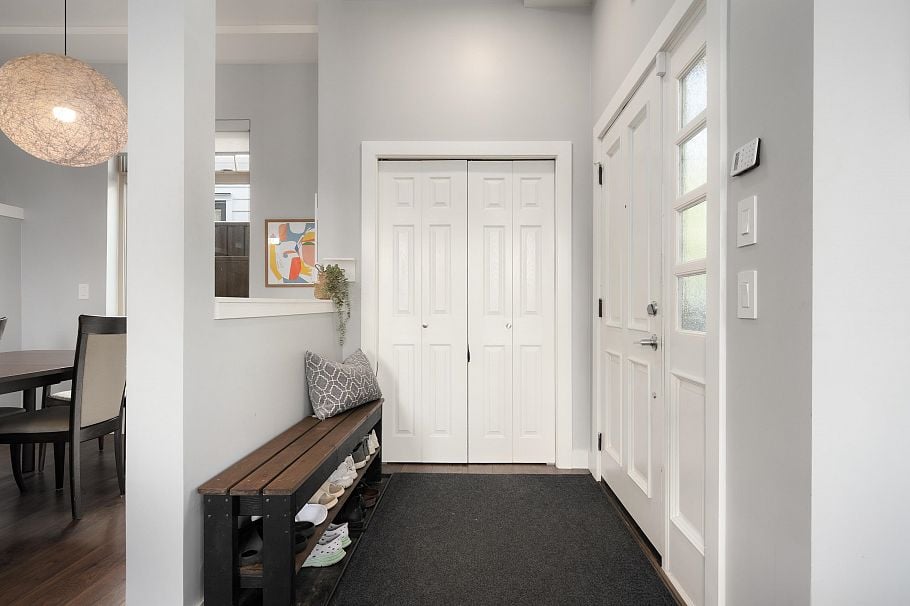 1382 E 17th Avenue Vancouver, BC - 33