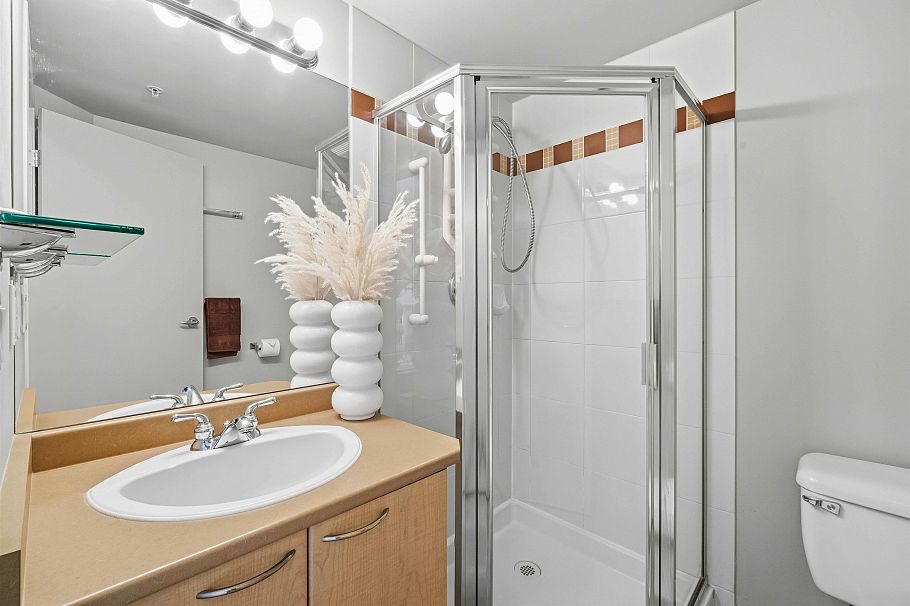 319 678 W 7th Avenue Vancouver, BC - 28
