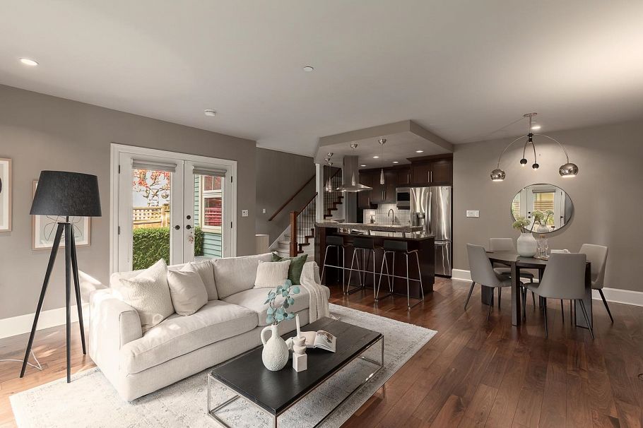 850 E 10th Avenue Vancouver, BC - 2