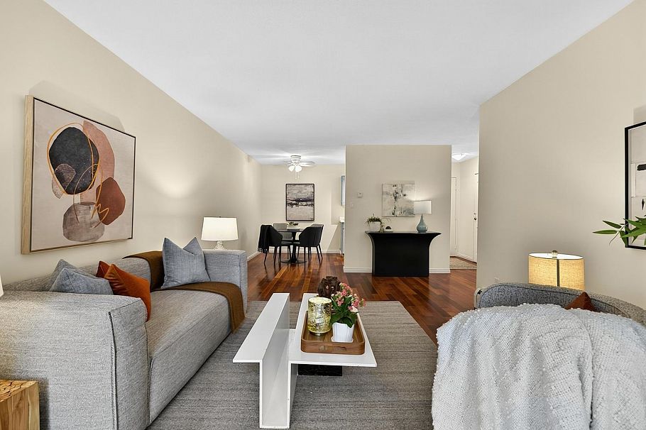 206 1717 13 Avenue Vancouver, BC - 7
