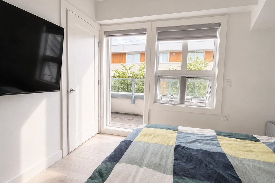 7887 French Street Vancouver, BC - 25