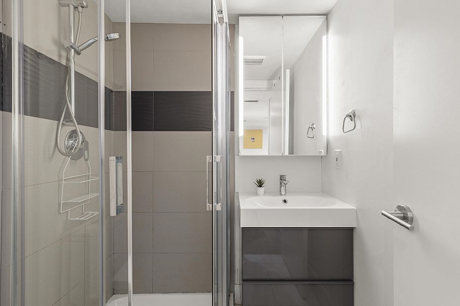 5034 Prince Albert Street Vancouver, BC - 30