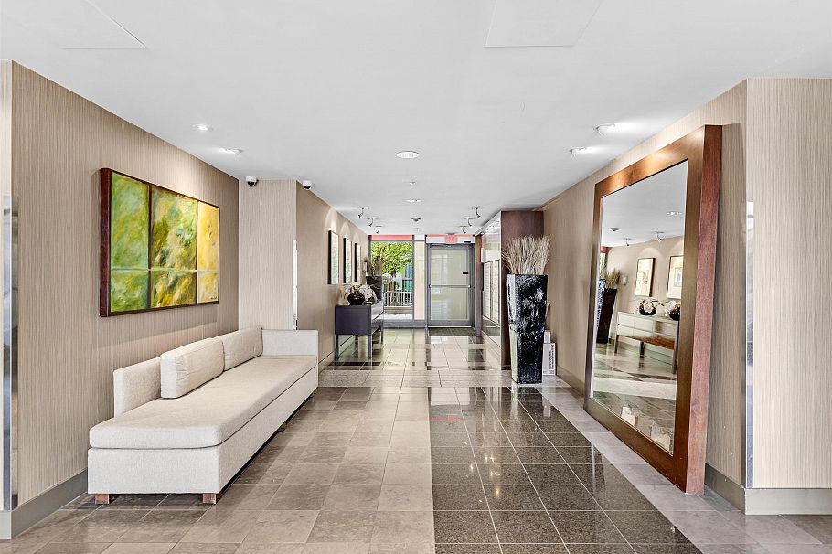 214 750 W 12th Avenue Vancouver, BC - 37