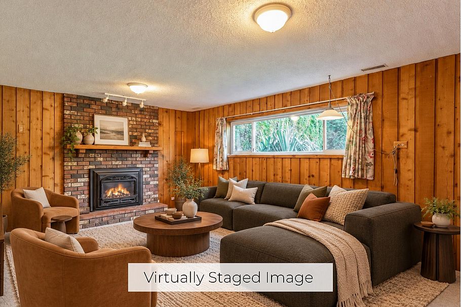 2370 Mountain Highway North Vancouver, BC - 24