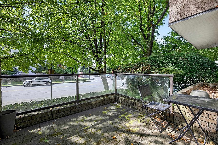 101 1702 Chesterfield Avenue North Vancouver, BC - 24