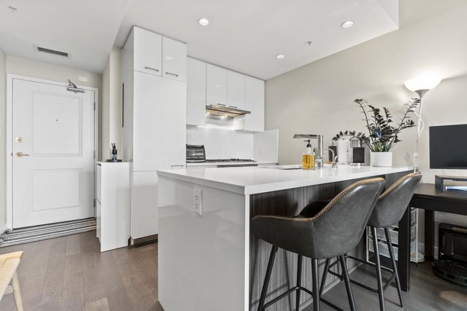 506 6383 Cambie Street Vancouver, BC - 5