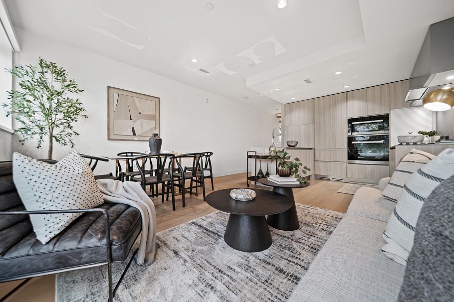 140 W Woodstock Avenue Vancouver, BC - 12