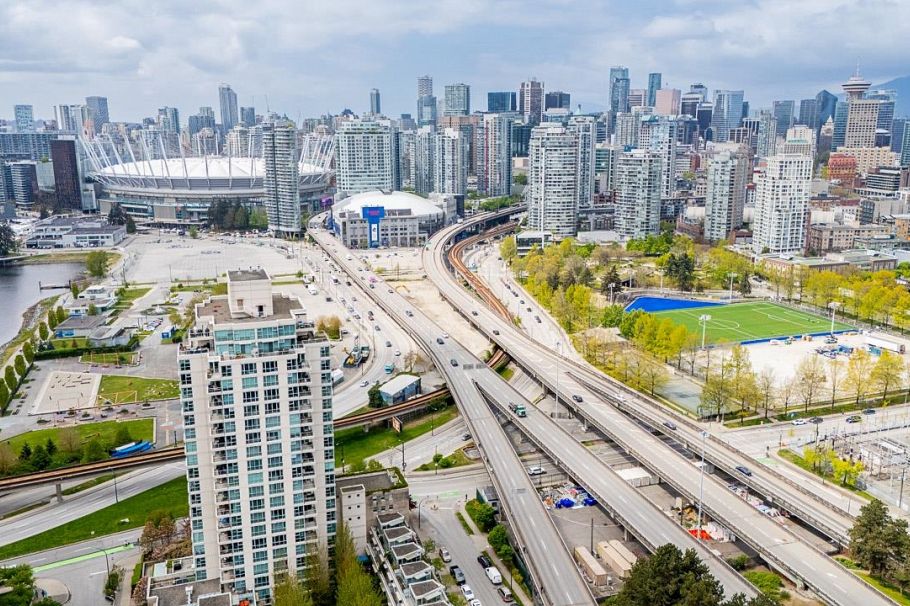 804 919 Station Street Vancouver, BC - 29
