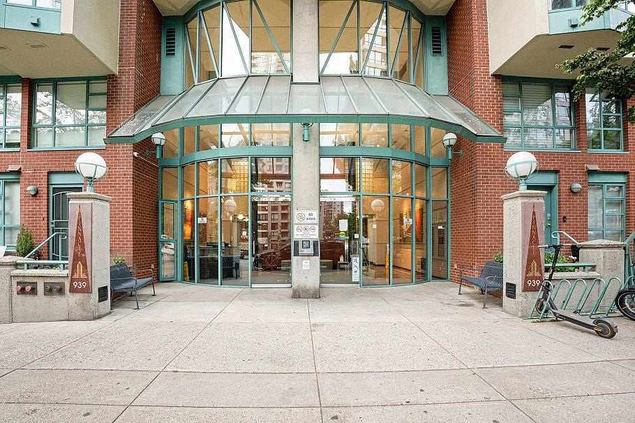 1803 939 Homer Street Vancouver, BC - 16