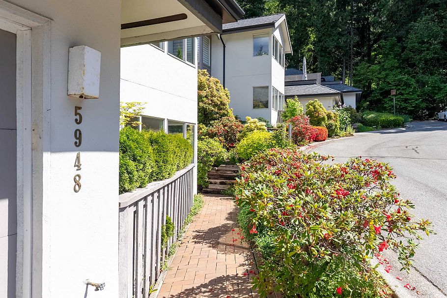 5948 Nancy Greene Way North Vancouver, BC - 23