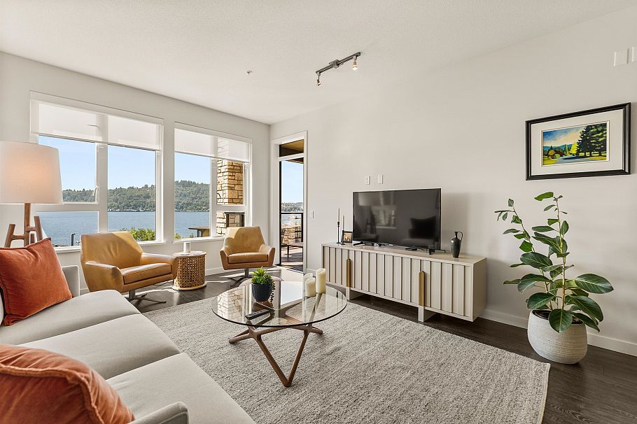 305 3911 Cates Landing Way North Vancouver, BC - 10