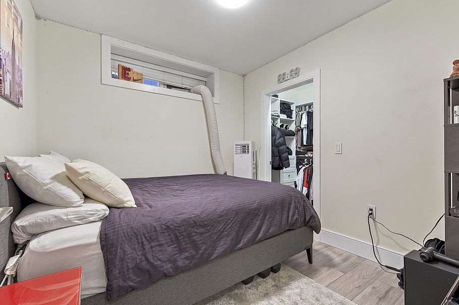 1267 E 53rd Avenue Vancouver, BC - 19