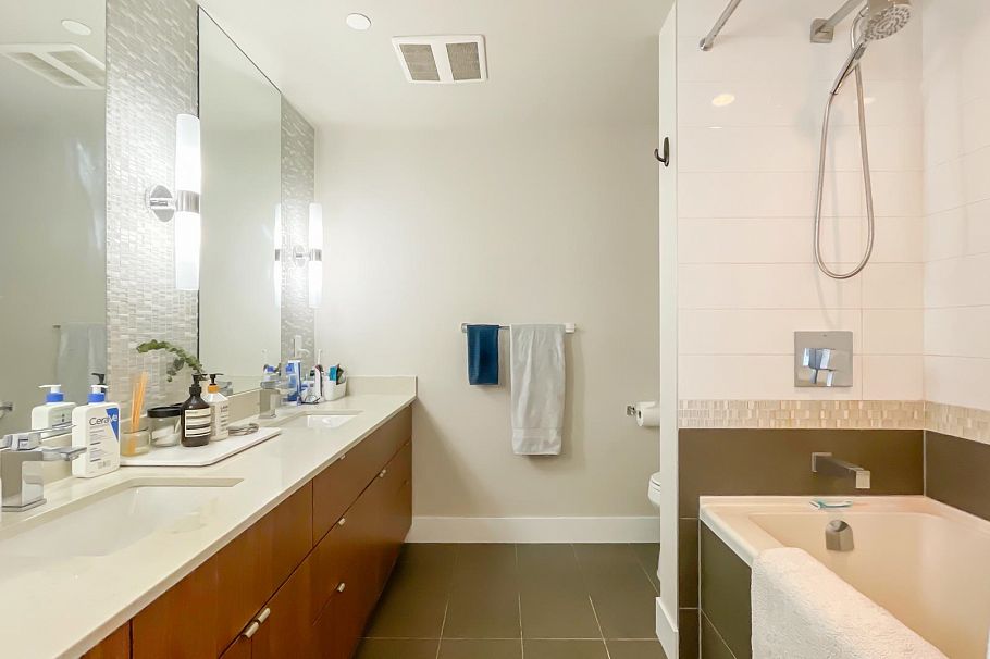 1402 159 W 2nd Avenue Vancouver, BC - 11