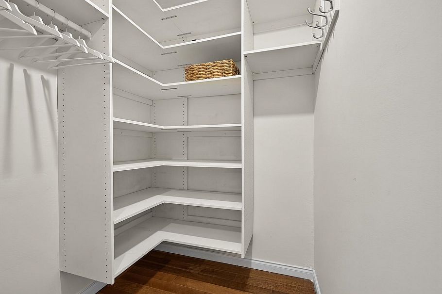 206 1717 13 Avenue Vancouver, BC - 23