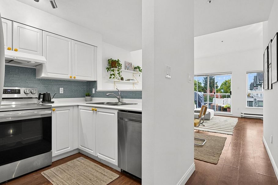 417 3480 Main Street Vancouver, BC - 11