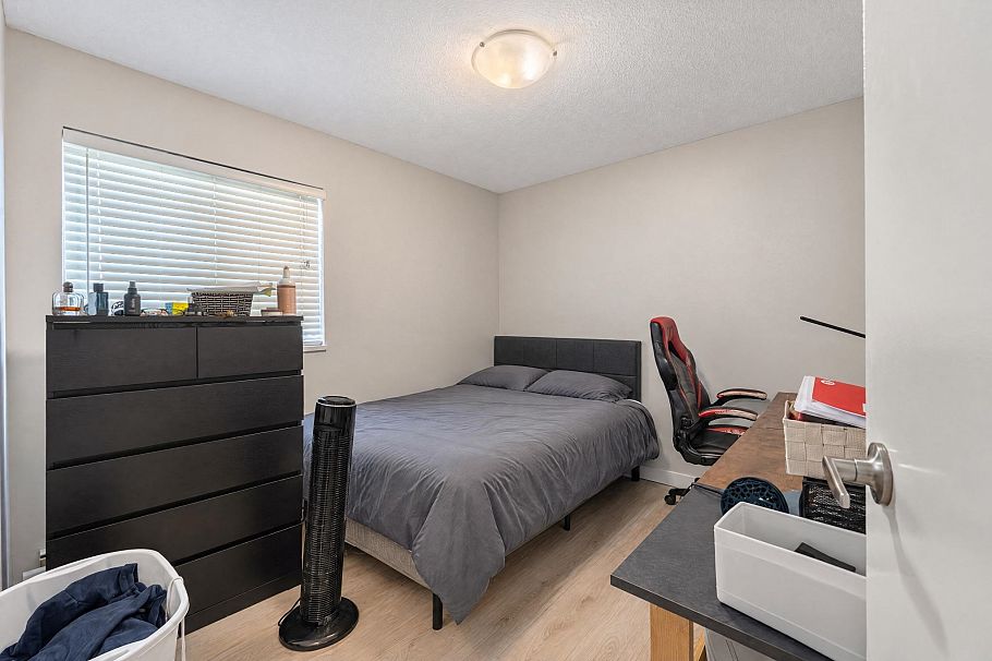 580 W 29th Street North Vancouver, BC - 13
