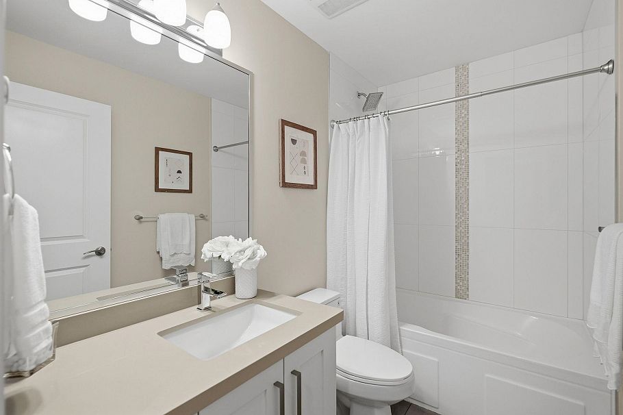 248 E 6th Street North Vancouver, BC - 28