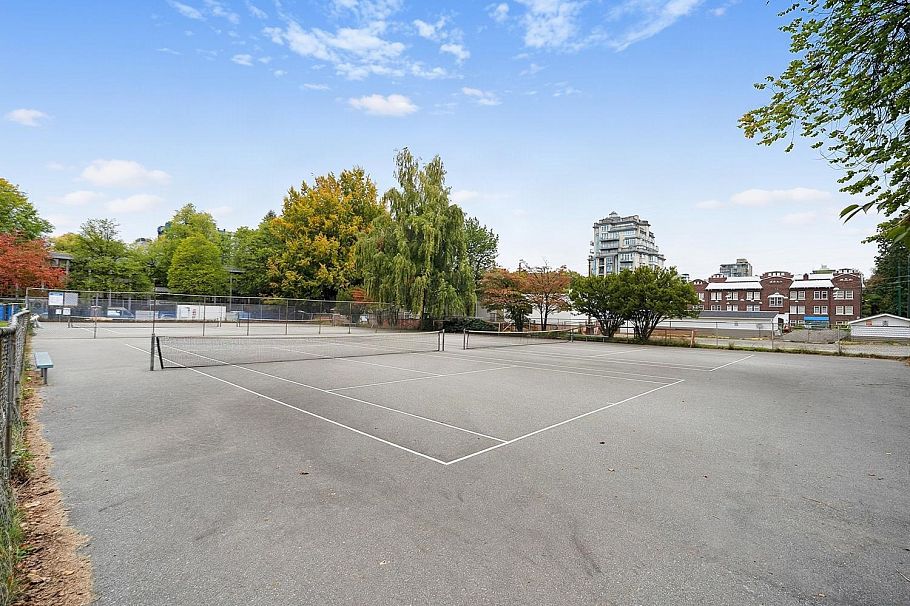 206 1717 13 Avenue Vancouver, BC - 30