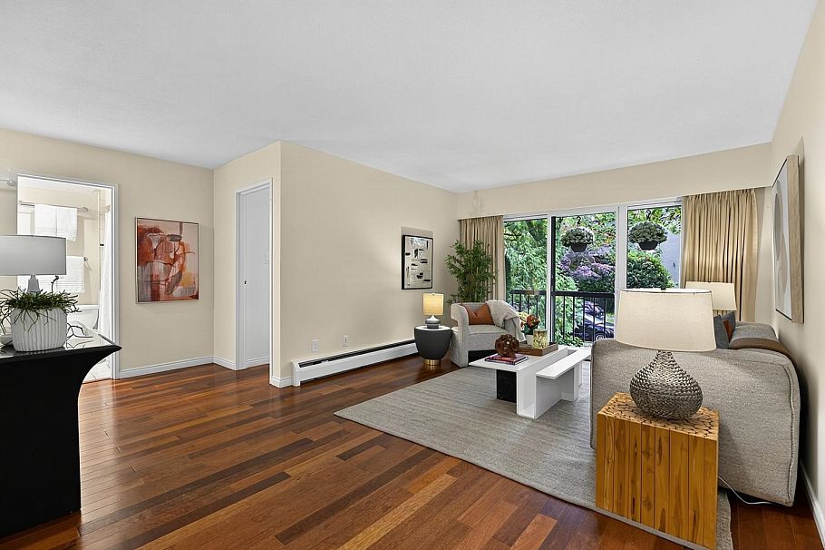 206 1717 13 Avenue Vancouver, BC - 6