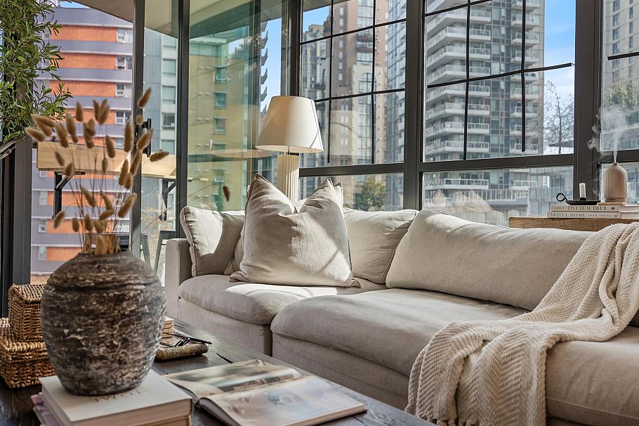 609 501 Pacific Street Vancouver, BC - 2