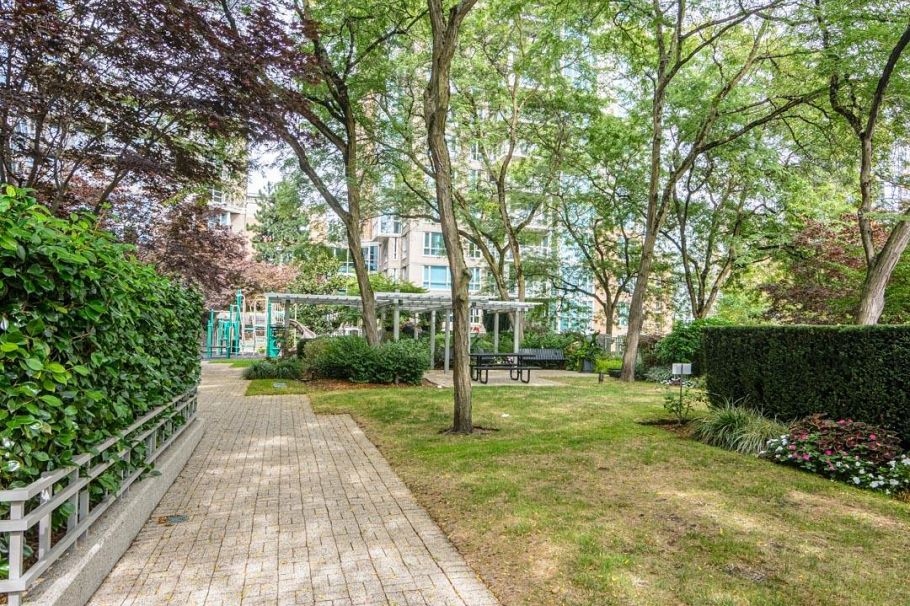802 388 Drake Street Vancouver, BC - 32