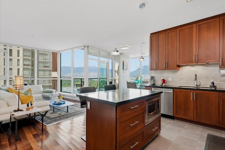 3301 1189 Melville Street Vancouver, BC - 3