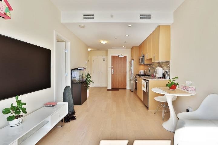 1011 38 W 1st Avenue Vancouver, BC - 1