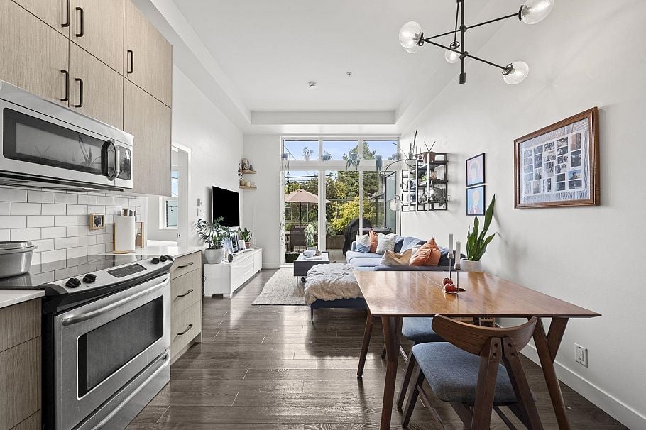 306 388 Kootenay Street Vancouver, BC - 4