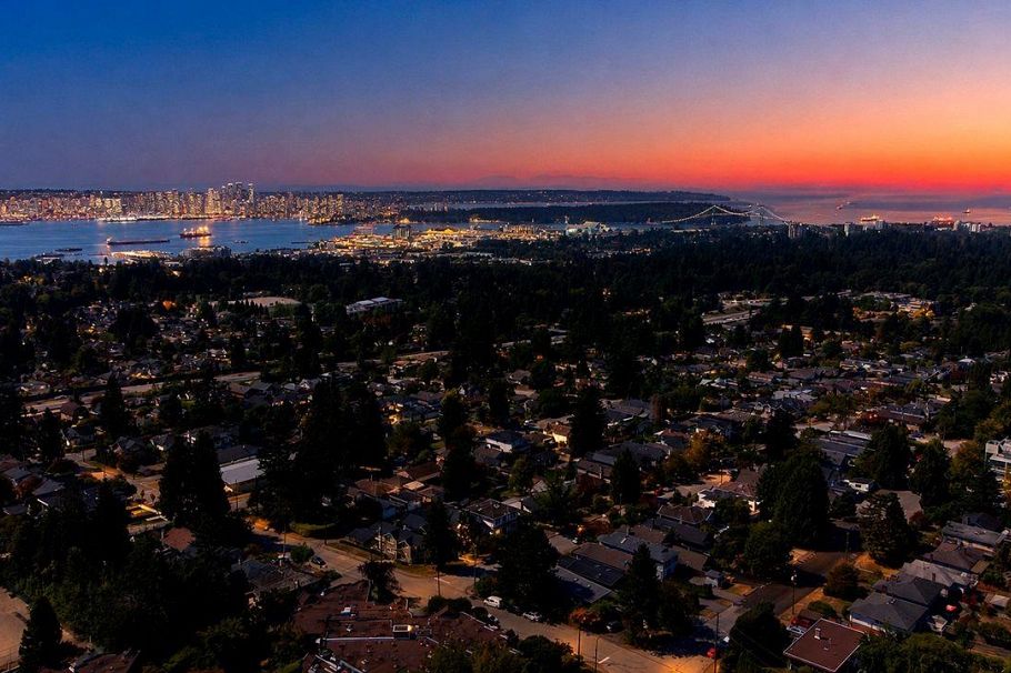 213 W 28th Street North Vancouver, BC - 39