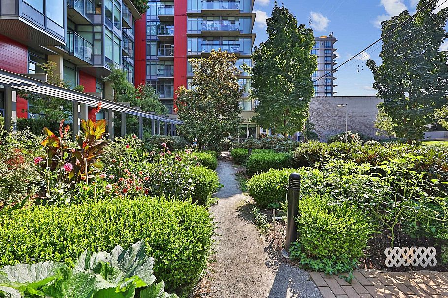 1011 38 W 1st Avenue Vancouver, BC - 20